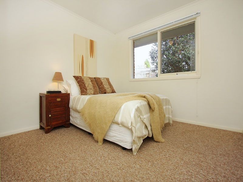 9 Chandler Road, Glen Waverley VIC 3150