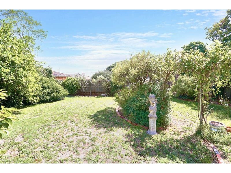 25 Viewpoint Avenue, Glen Waverley VIC 3150