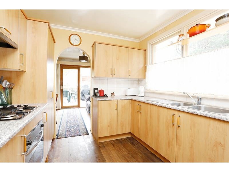 9 Marbray Drive, Glen Waverley VIC 3150