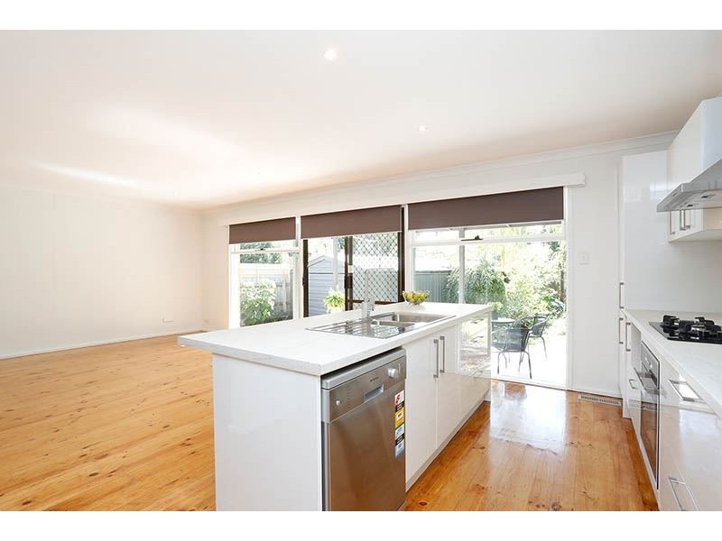 35 Bursaria Ave, Ferntree Gully VIC 3156