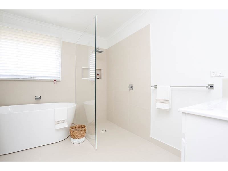 35 Bursaria Ave, Ferntree Gully VIC 3156