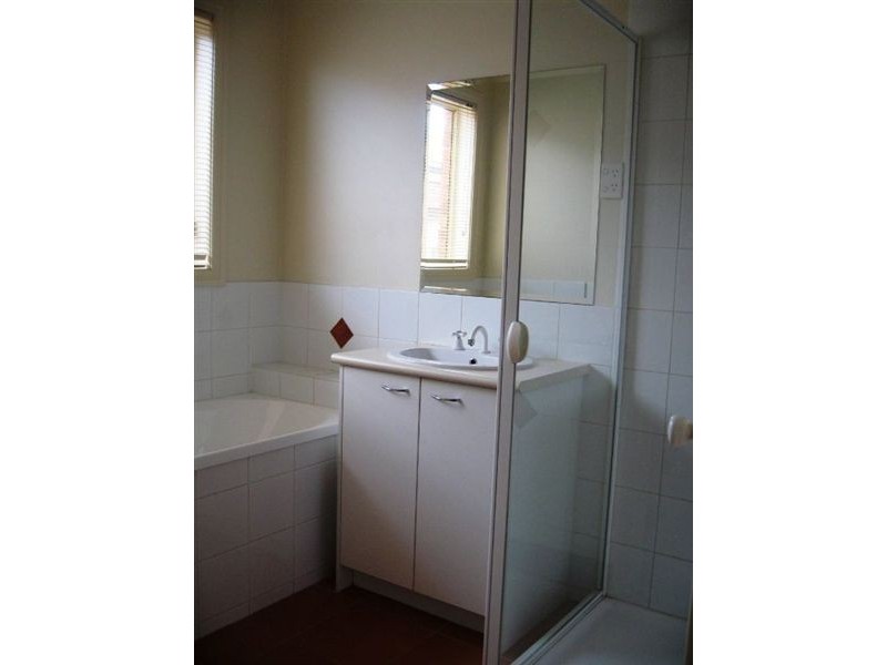 12 Jolley Rise, Melton VIC 3337