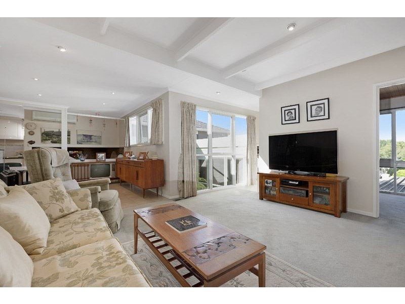 5 Threadbow Crescent, Wheelers Hill VIC 3150