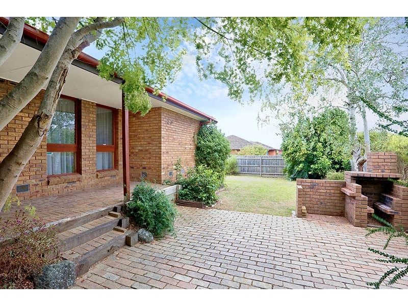23 Rembrandt Drive, Wheelers Hill VIC 3150