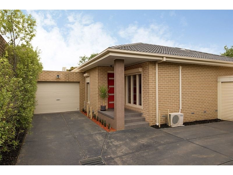 2/15 Tullius Avenue, Oakleigh East VIC 3166
