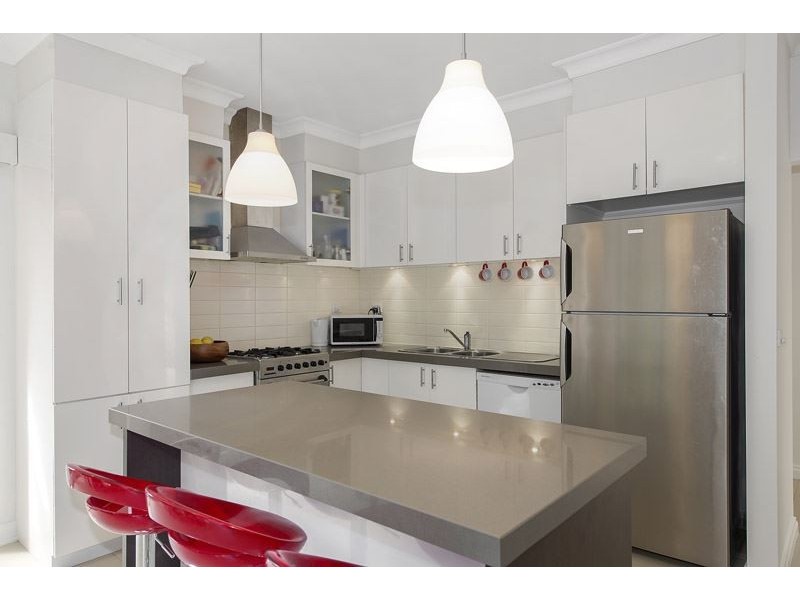 2/15 Tullius Avenue, Oakleigh East VIC 3166