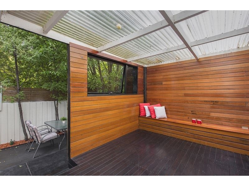 2/15 Tullius Avenue, Oakleigh East VIC 3166