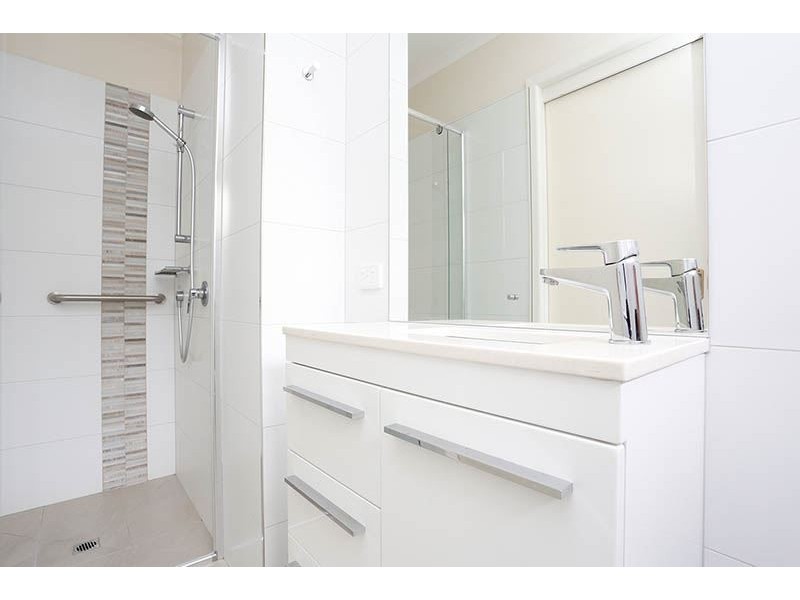 17 Cooper Avenue, Glen Waverley VIC 3150