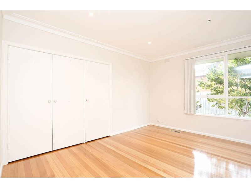 17 Cooper Avenue, Glen Waverley VIC 3150