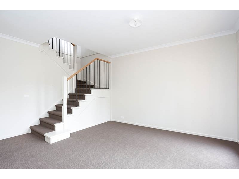 1/1 Martin Place, Glen Waverley VIC 3150