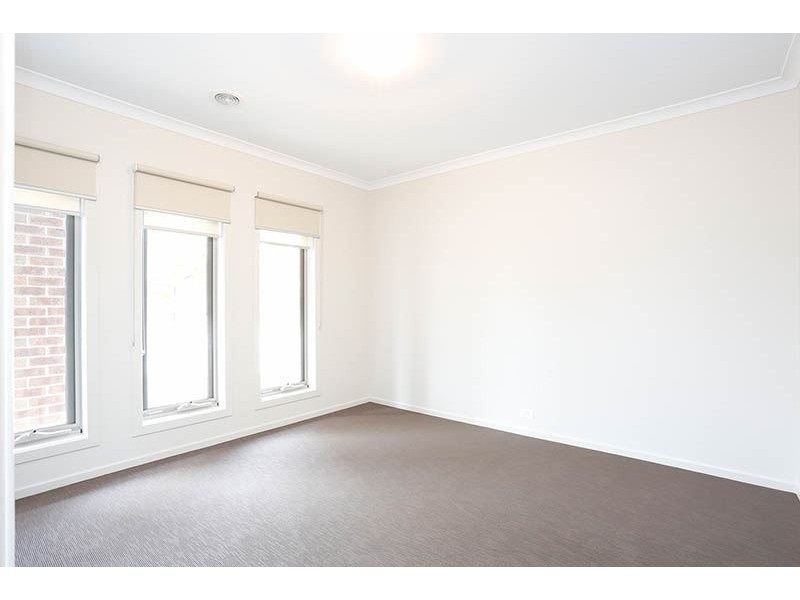 1/1 Martin Place, Glen Waverley VIC 3150