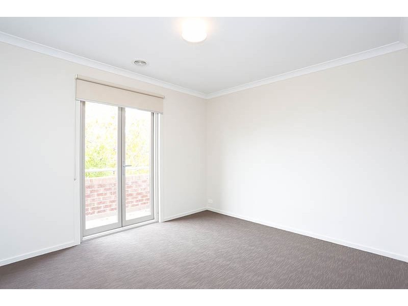 1/1 Martin Place, Glen Waverley VIC 3150