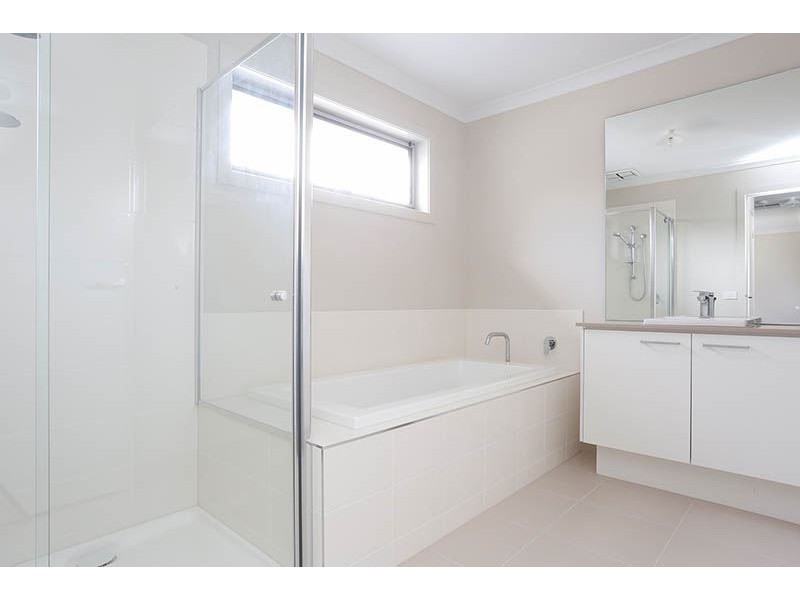 1/1 Martin Place, Glen Waverley VIC 3150