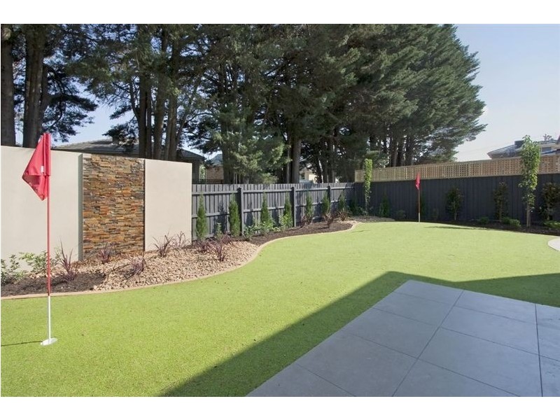 7 Kinnoull Grove, Glen Waverley VIC 3150