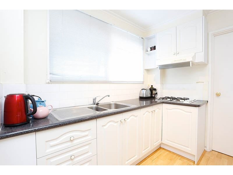 1/9-11 Orchard Street, Glen Waverley VIC 3150