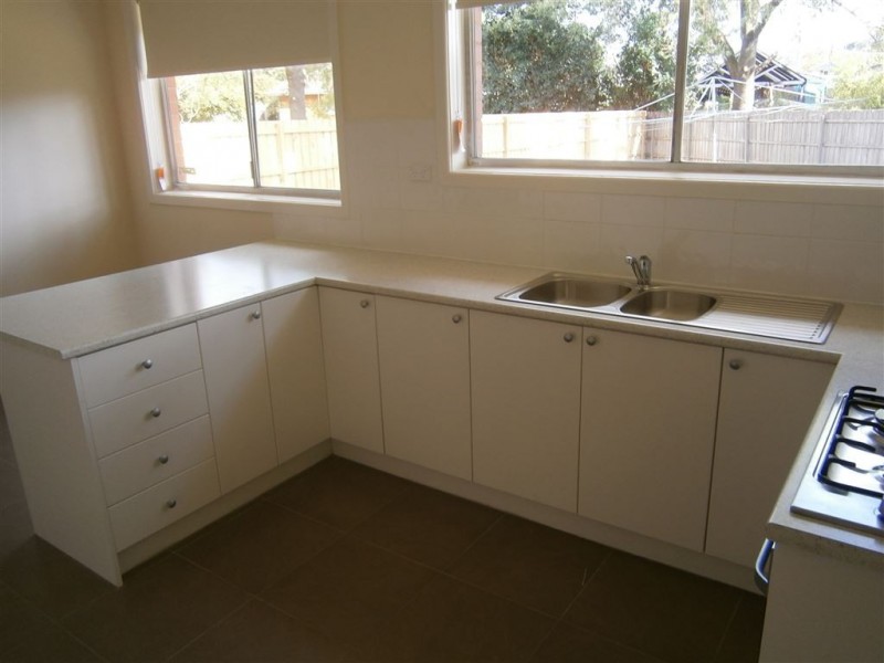 19 Boronia Drive, Glen Waverley VIC 3150