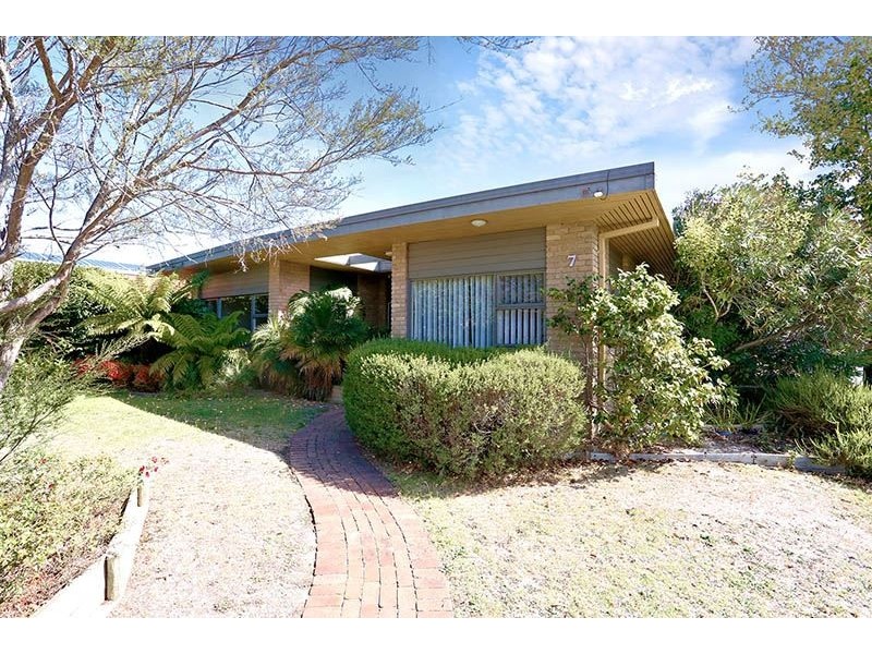 7 The Outlook, Glen Waverley VIC 3150