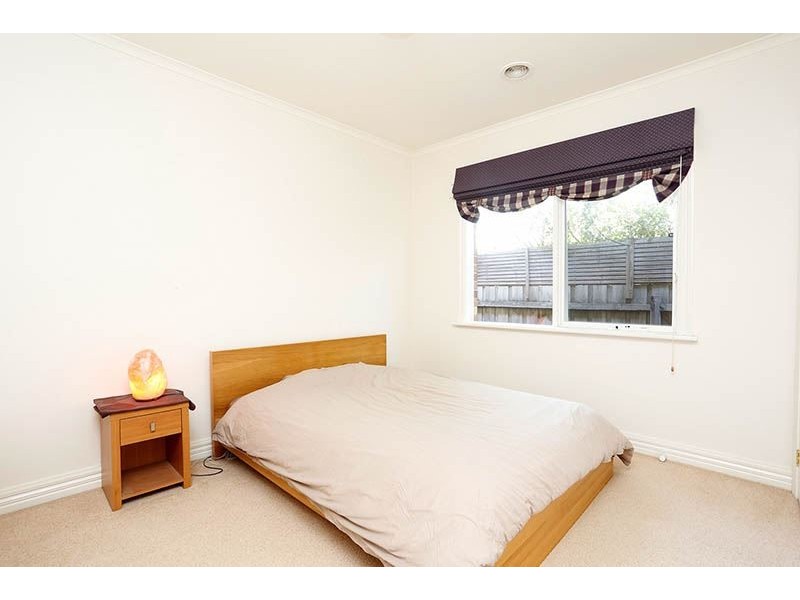 5 Herriotts Blvd, Glen Waverley VIC 3150