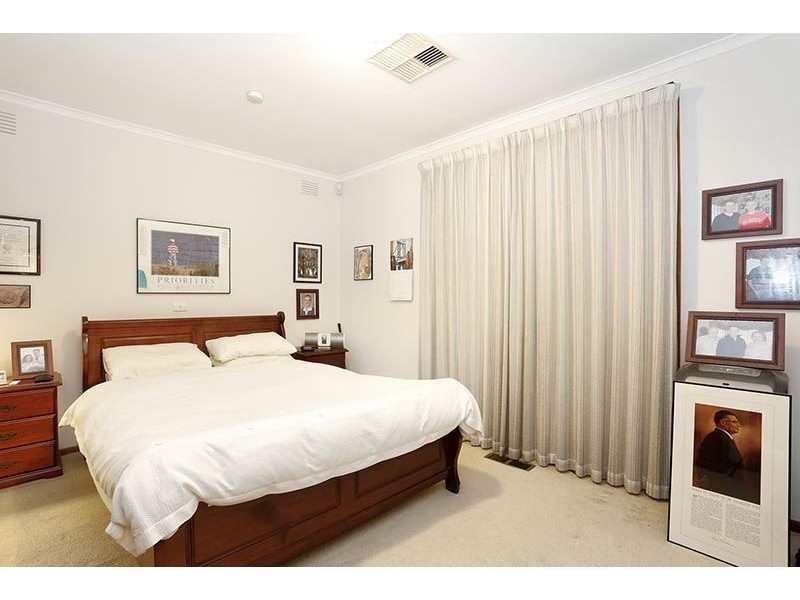 63 Remington Drive, Glen Waverley VIC 3150