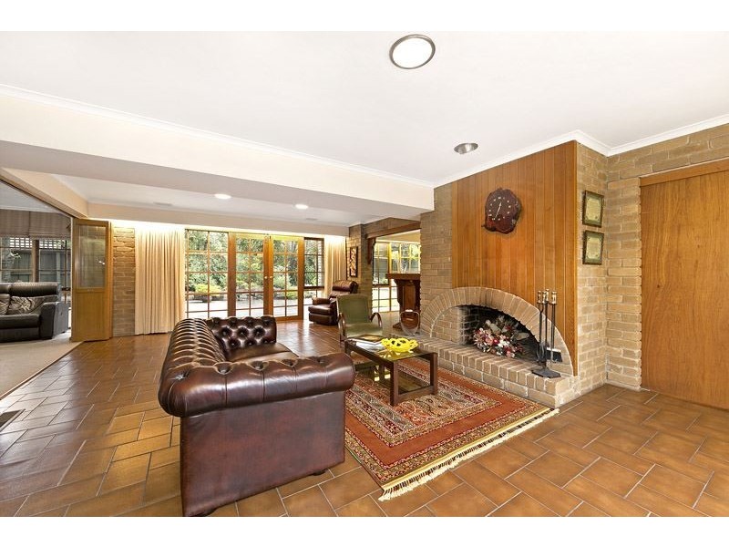 27 Buller Drive, Glen Waverley VIC 3150