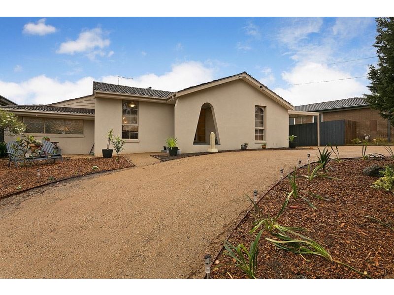 23 Chancellor Drive, Wheelers Hill VIC 3150