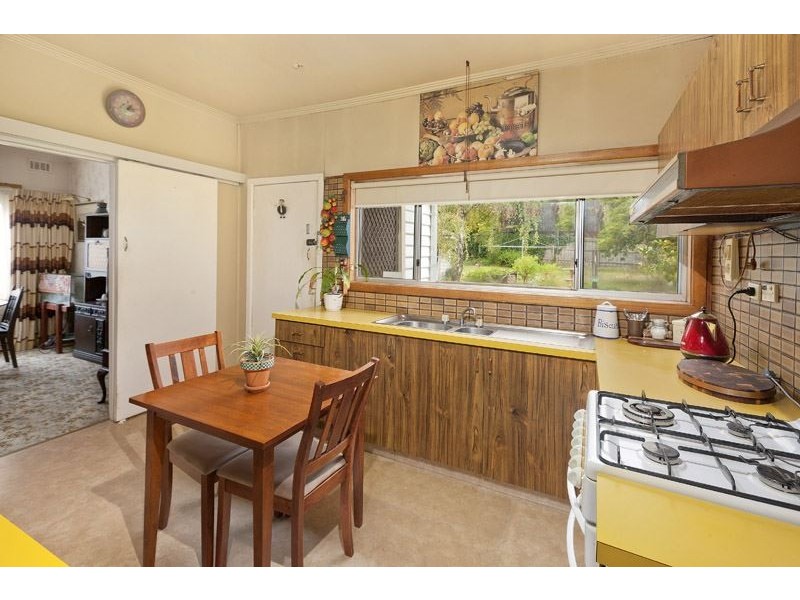 29 Lincoln Avenue, Glen Waverley VIC 3150