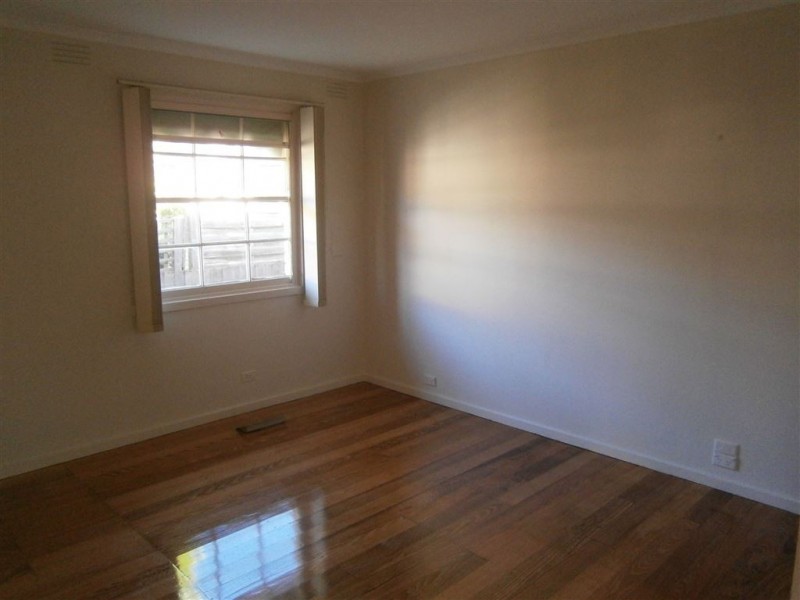 49 Summit Crescent, Glen Waverley VIC 3150