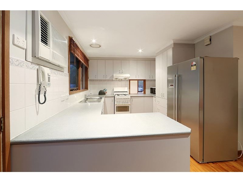 22 Murray Crescent, Rowville VIC 3178