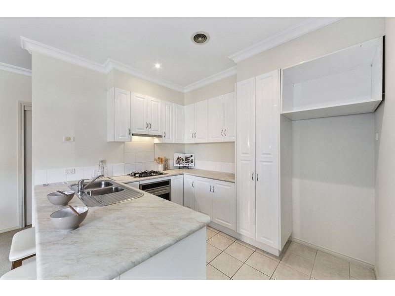 5/1 McKelvie Court, Glen Waverley VIC 3150