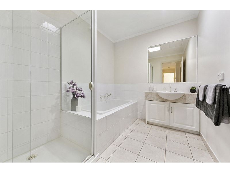 5/1 McKelvie Court, Glen Waverley VIC 3150