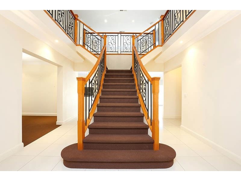 13 Montvale Mews, Mount Waverley VIC 3149