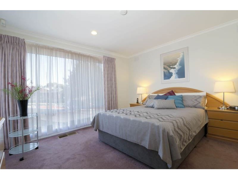 11 Landsborough Avenue, Wheelers Hill VIC 3150