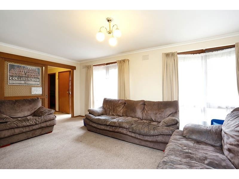 74 King Arthur Drive, Glen Waverley VIC 3150