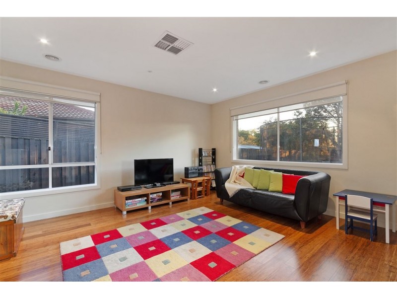 27 Farnham Avenue, Wheelers Hill VIC 3150