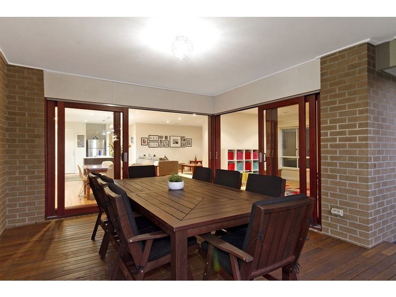 27 Farnham Avenue, Wheelers Hill VIC 3150