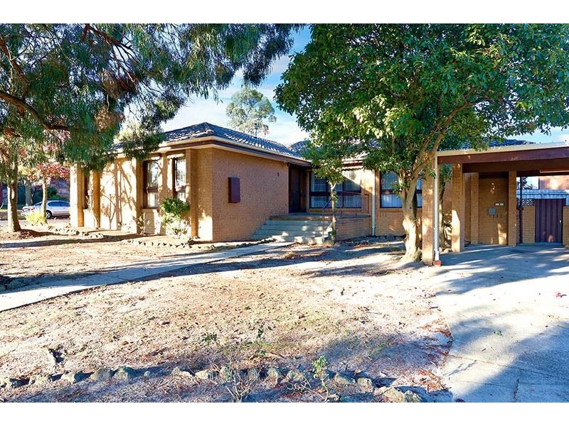 6 Lancelot Crescent, Glen Waverley VIC 3150