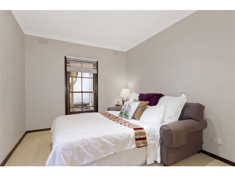 1 Winterton Drive, Wheelers Hill VIC 3150