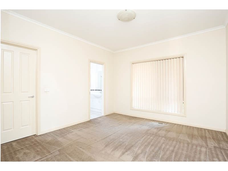 1/11 Sagan Court, Glen Waverley VIC 3150