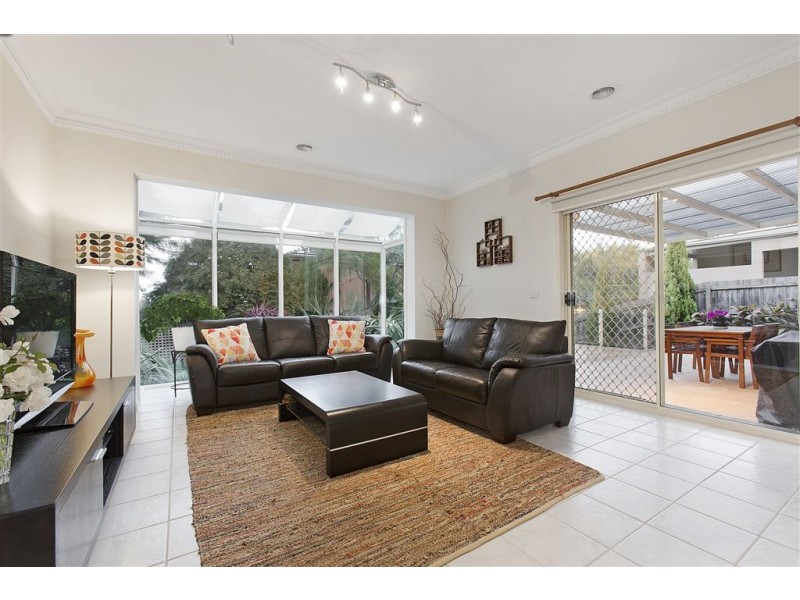 23 Arlington Drive, Glen Waverley VIC 3150