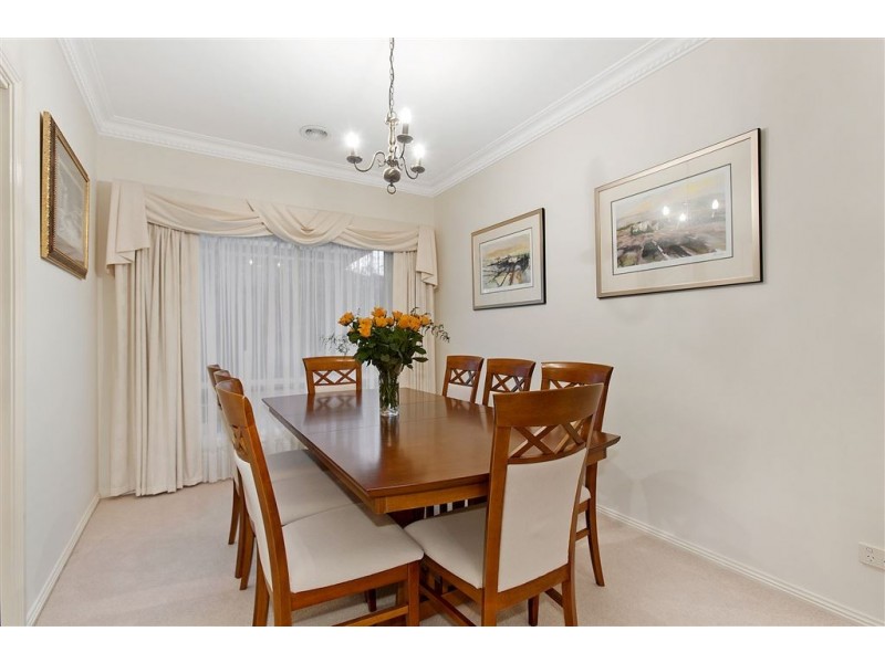 23 Arlington Drive, Glen Waverley VIC 3150
