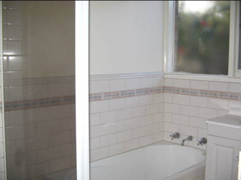 21 Johnson Drive,, Glen Waverley VIC 3150