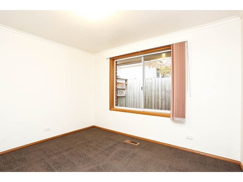 2/67 Price Avenue, Mount Waverley VIC 3149