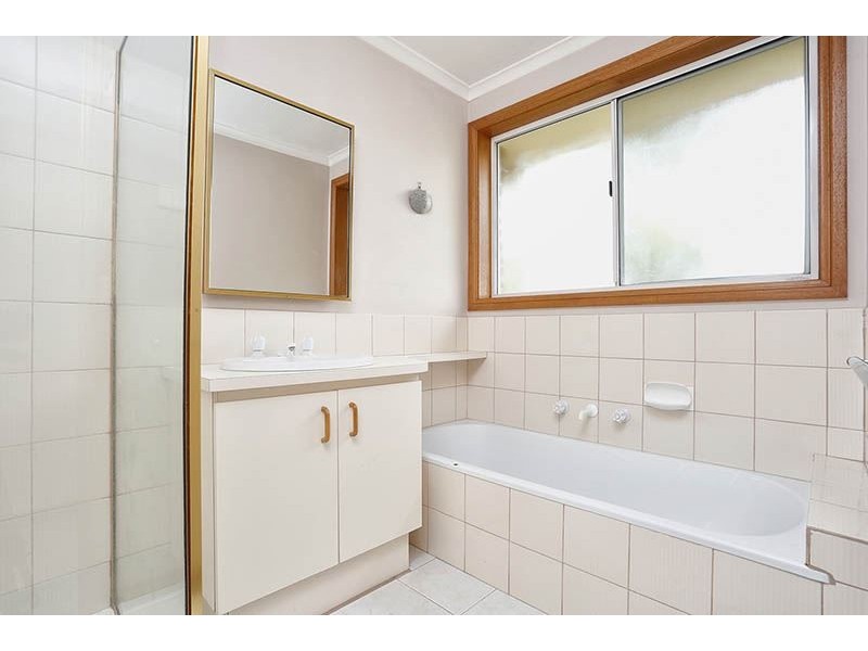 2/67 Price Avenue, Mount Waverley VIC 3149