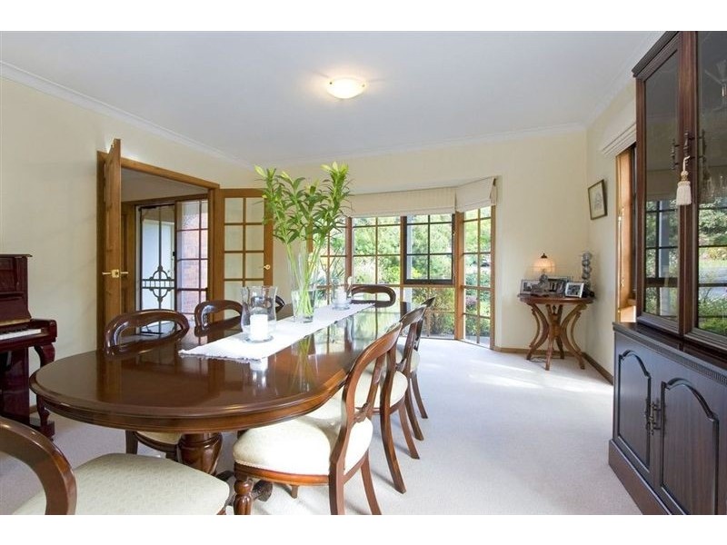 4 Madigan Drive, Glen Waverley VIC 3150