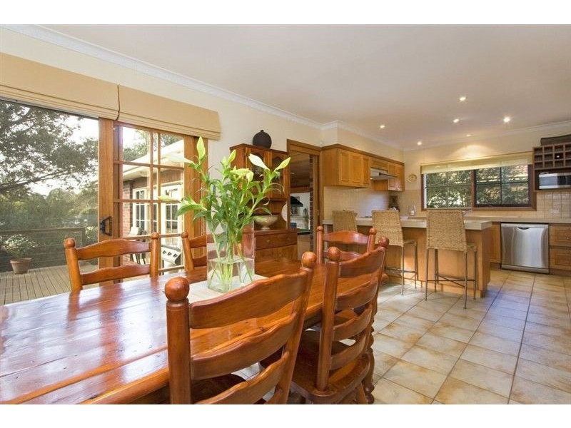 4 Madigan Drive, Glen Waverley VIC 3150