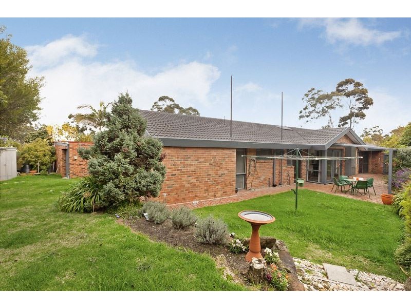 2 Trafford Court, Wheelers Hill VIC 3150