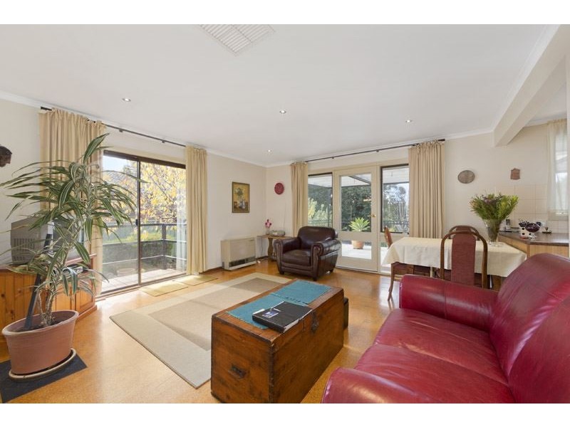 6 Buller Drive, Glen Waverley VIC 3150