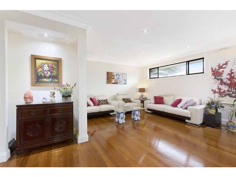 17 Brighton Street, Glen Waverley VIC 3150