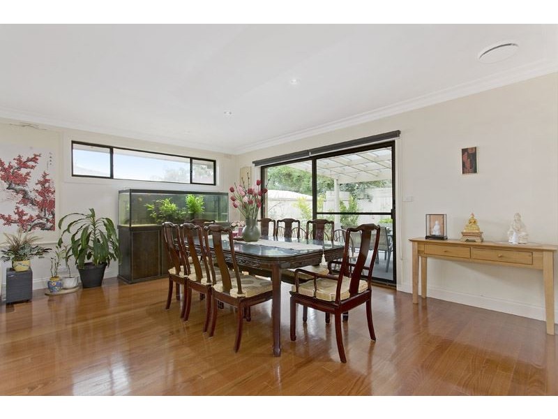 17 Brighton Street, Glen Waverley VIC 3150