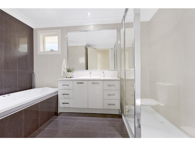17 Brighton Street, Glen Waverley VIC 3150